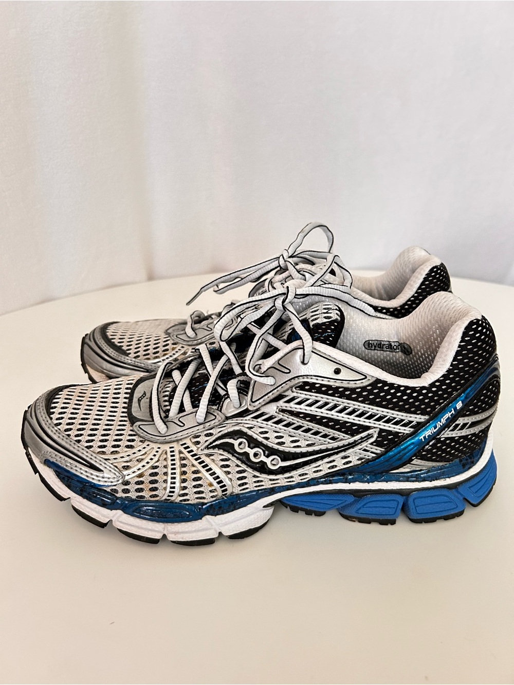 Saucony Men’s White, Black and Blue Running Sneakers